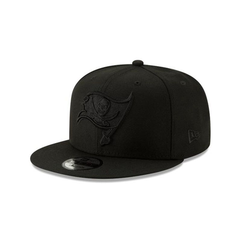 NFL Tampa Bay Buccaneers Basic Black On Black 9Fifty Snapback (TXB7909) - Black New Era Caps